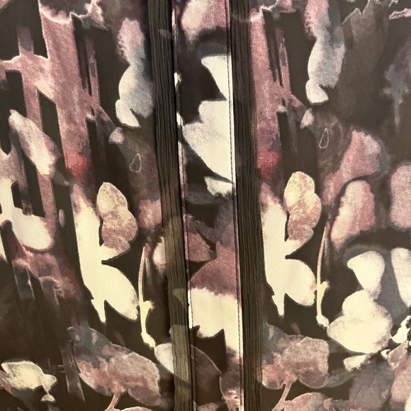 Black Flower Pattern Dress Shirt - Picture 3 of 4